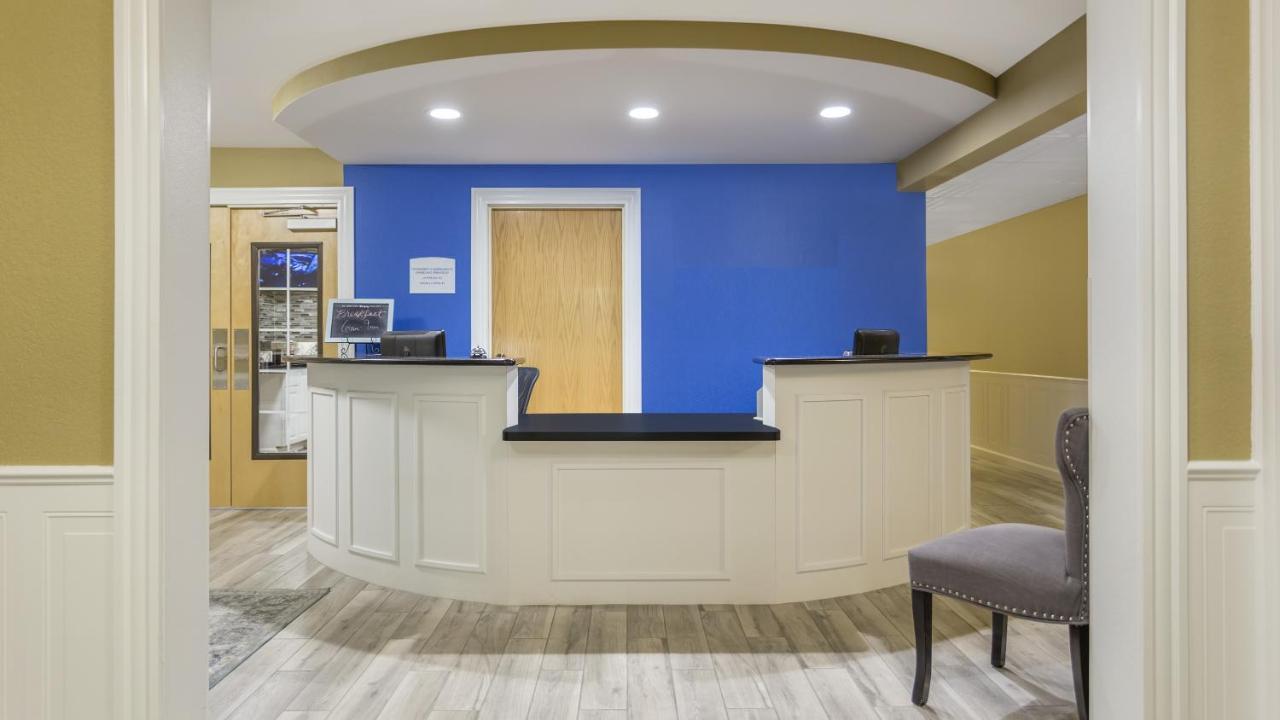 Silverstone Inn & Suites ספוקיין ואלי מראה חיצוני תמונה