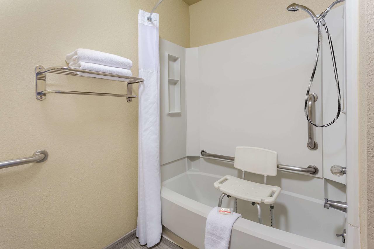 Silverstone Inn & Suites ספוקיין ואלי מראה חיצוני תמונה